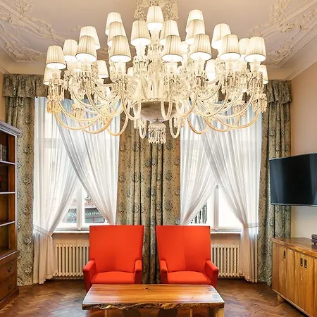 Apartment Bhg
