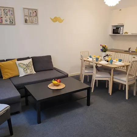 Little Tom Apartment