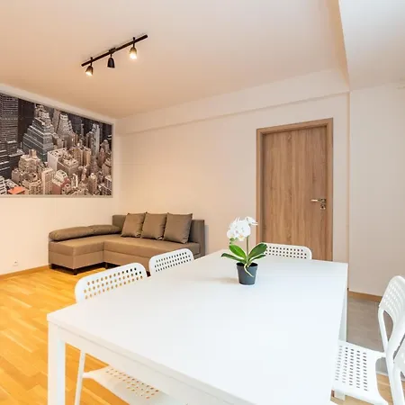 Appartamento Brand New Two #26 With Free Secure Parking Close To Center *