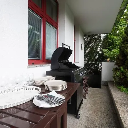Unique With Private Pool, Cinema, 公寓