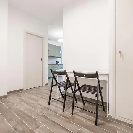 Merkur Apartment *