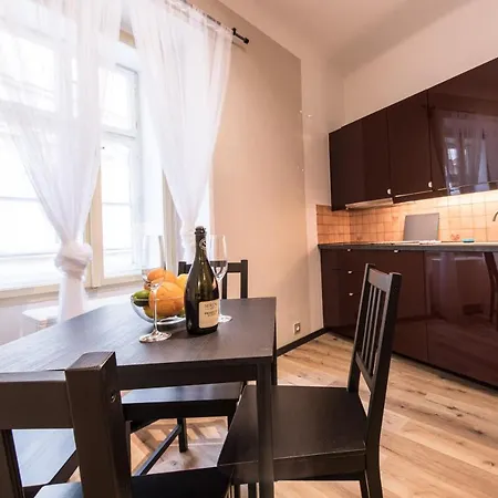 Locals Monastery Apartment
