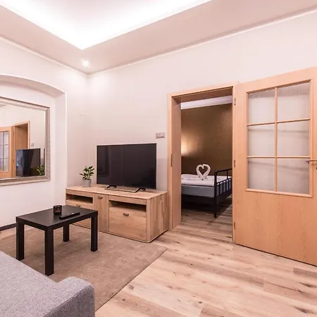 Locals Monastery Apartment *