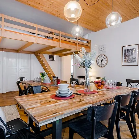 Florenc 1 By Michal&friends Apartman