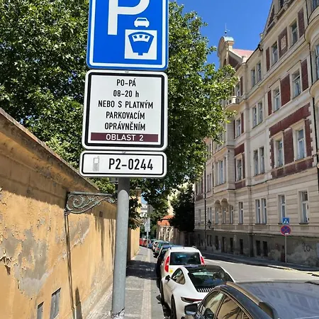 Style 60m2 - 9 Min Walk Wenceslas Sq Apartment Prague