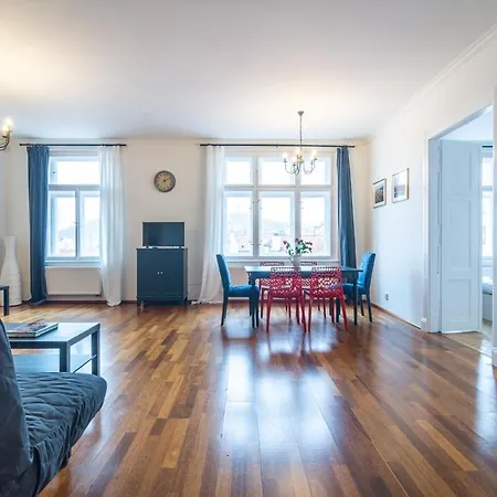 Royal Road Apartamento