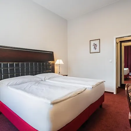 Ea Tosca Hotel Praga