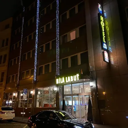 Luxury Family Bílá Labuť 4*