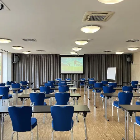 Blue Orange 4* Prag