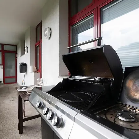 Unique With Private Pool, Cinema, Apartmán *