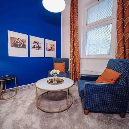 Unique With Private Pool, Cinema, Apartmán
