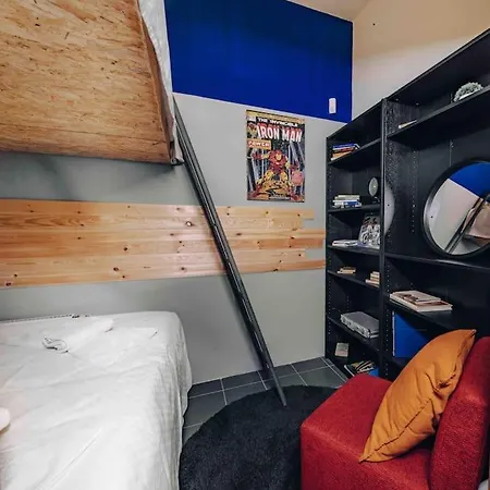 Unique With Private Pool, Cinema, Apartmán *