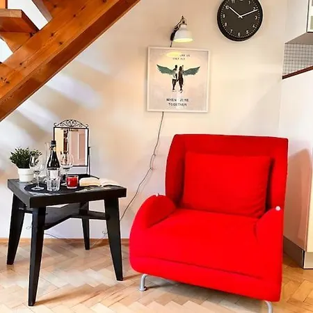 Fairytale Duplex - Billiard - Whirlpool - Cinema - Old Town Apartment Prague
