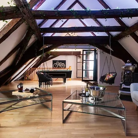 Apartment Fairytale Duplex - Billiard - Whirlpool - Cinema - Old Town Prague