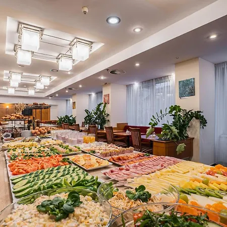 Ramada City Centre 4* Prag
