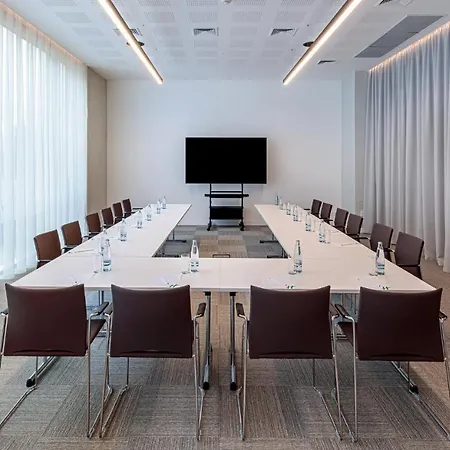 Hotel By Ihg Prague