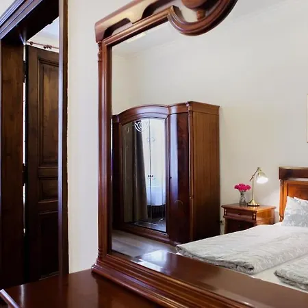 Rhythm And Style In City Center Andel Apartment