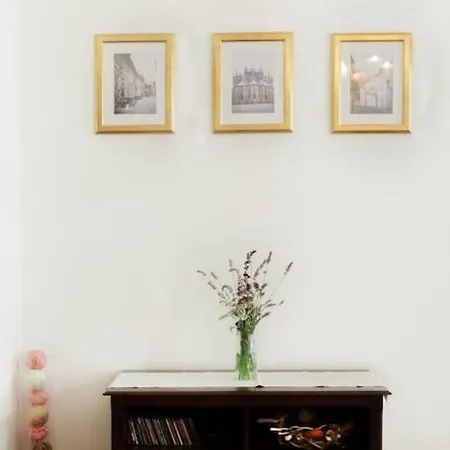 Apartment Rhythm And Style In City Center Andel