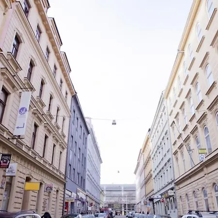 Apartment Rhythm And Style In City Center Andel *