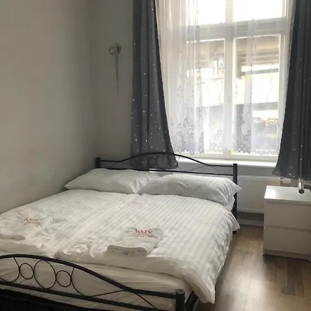 Apartment Cozy At Main Station