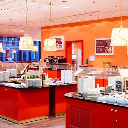 Vienna House By Wyndham Diplomat 4*