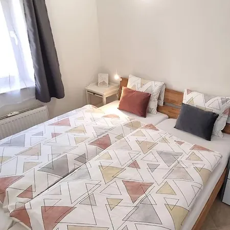 Cozy 1-br Apt. Vt Near Wenceslas Sq. Apartment Prague