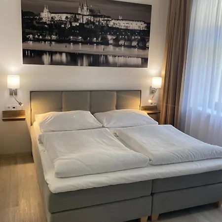 Hotel Adeba