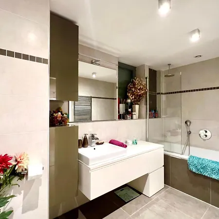 Romantic Stay Overlooking Prague * Prague