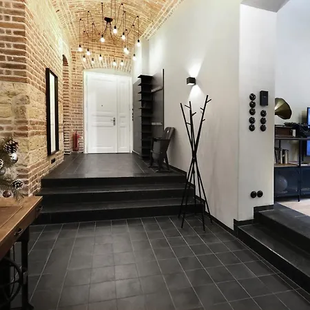 American Loft In The Heart Of *