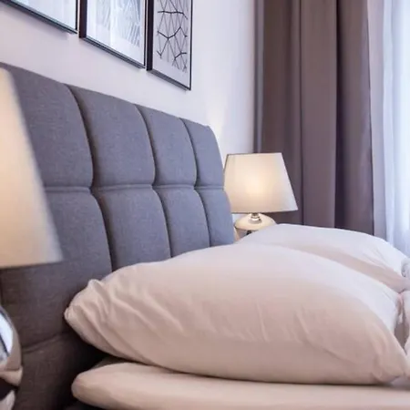 아파트 Class In Old Town 2 Bedrooms *