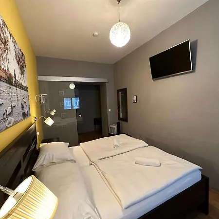 Central Studios Hotel Praha