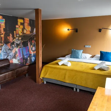 Úszó hotel Marina Prága