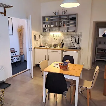 Magnificent In The Center Of Apartment *