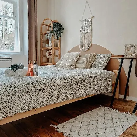 Apartment Quiet Boho Lair 10 Min To Centre Prague