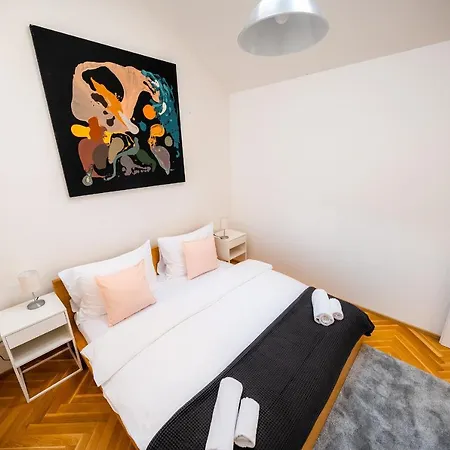 Luxurious Woodrow Wilson In Centre Prague