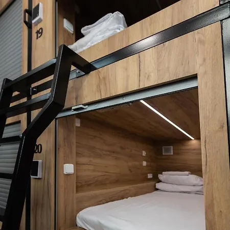 Hostel Capsule Andel Centre Spirit *