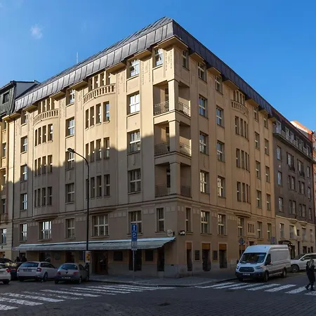 Aparthotel Riverside Spirit 3*