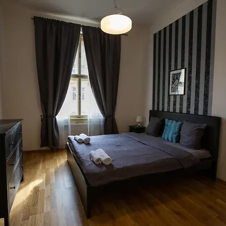Aparthotel Riverside Spirit