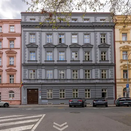 Luxurious, Charming Perfect For Couples Prague
