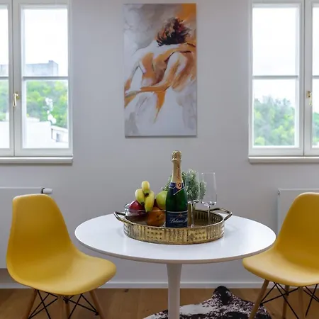 Luxurious, Charming Perfect For Couples Apartment