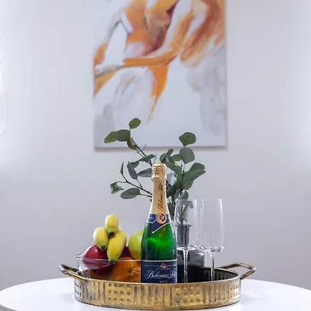 Luxurious, Charming Perfect For Couples * Prague