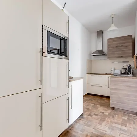 New Comfort Quiet 3bds - Lub8 * Prague