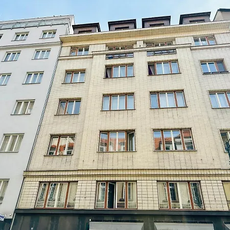 Apartment Nicelovely & Dlouha *