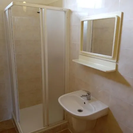 Guest house Beta 2*