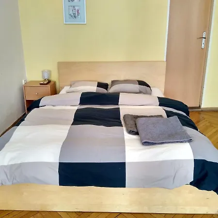 Apartment Location In - Old Town *