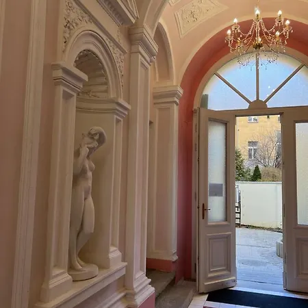 Angeloroma Deluxe Apartment