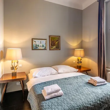 Masna - Old Town Grand Apartment *