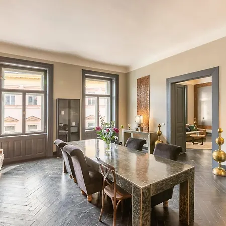 Apartment Masna - Old Town Grand
