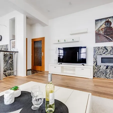 Apartamento Luxury & Quiet Charming 2bds Near River - Nek2nd *