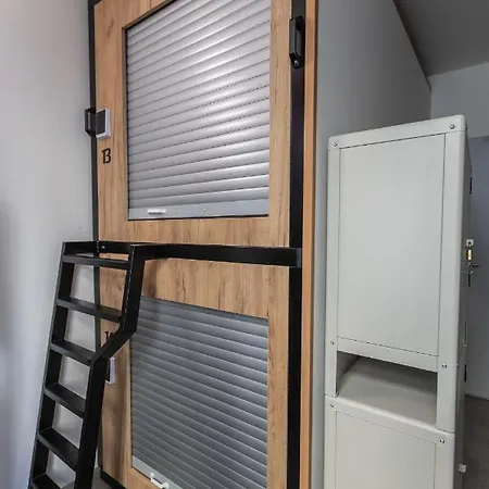 Capsule Andel Centre Spirit Hostel Prag